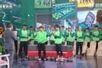 国安参与访谈节目，全队起立鼓掌向退役的老将朴成致敬
